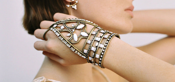 Why Jewelry Is the Best Gift for a Woman?