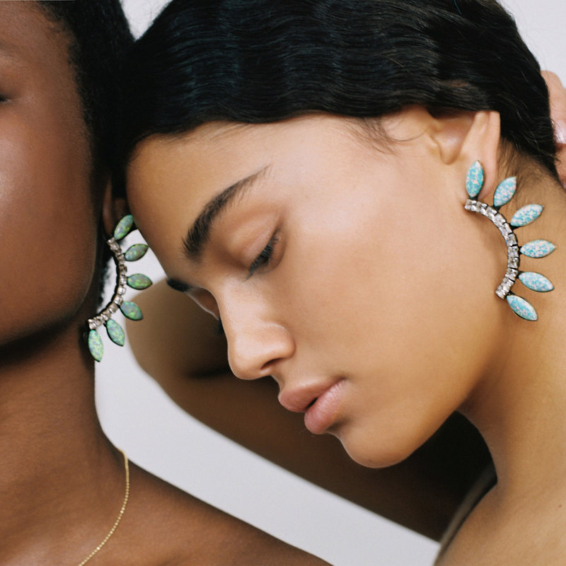 The sales bay earrings