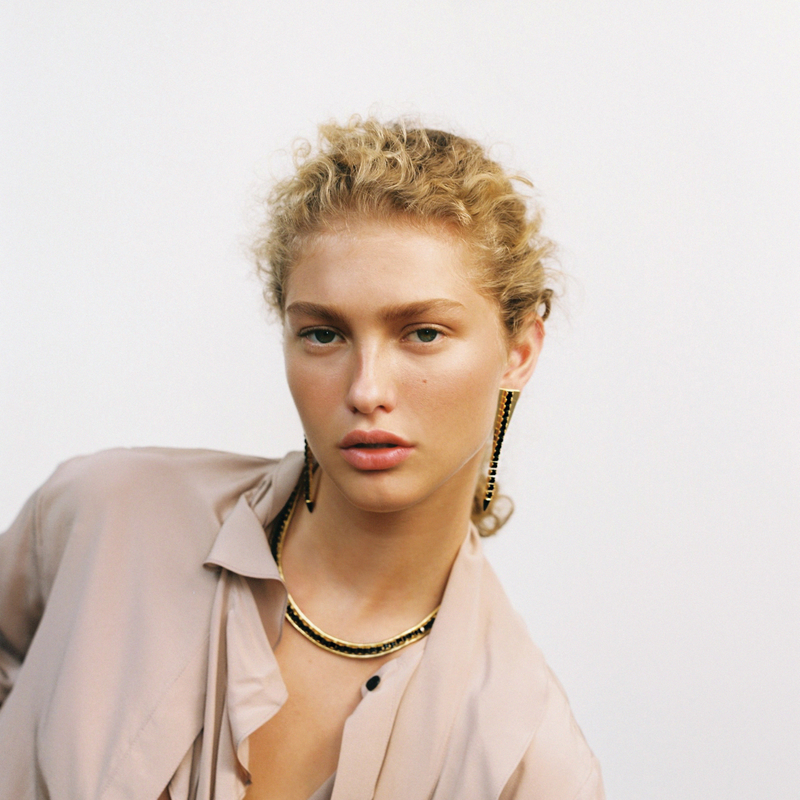 gold spike earrings